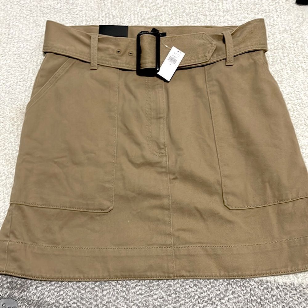 NWT- Banana Republic - 14.